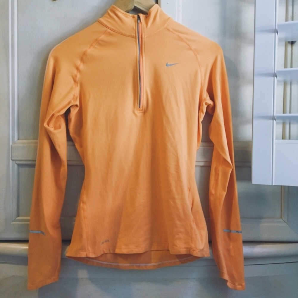 NIKE tangerine workout jacket 🍊